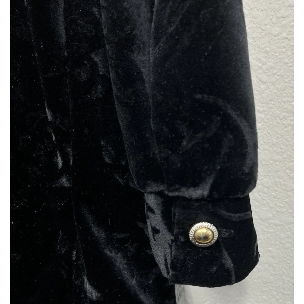 VTG Diane Von Furstenberg Black Velvet Burnout Blouse Size L  Stretch Whimsigoth - Picture 3 of 9